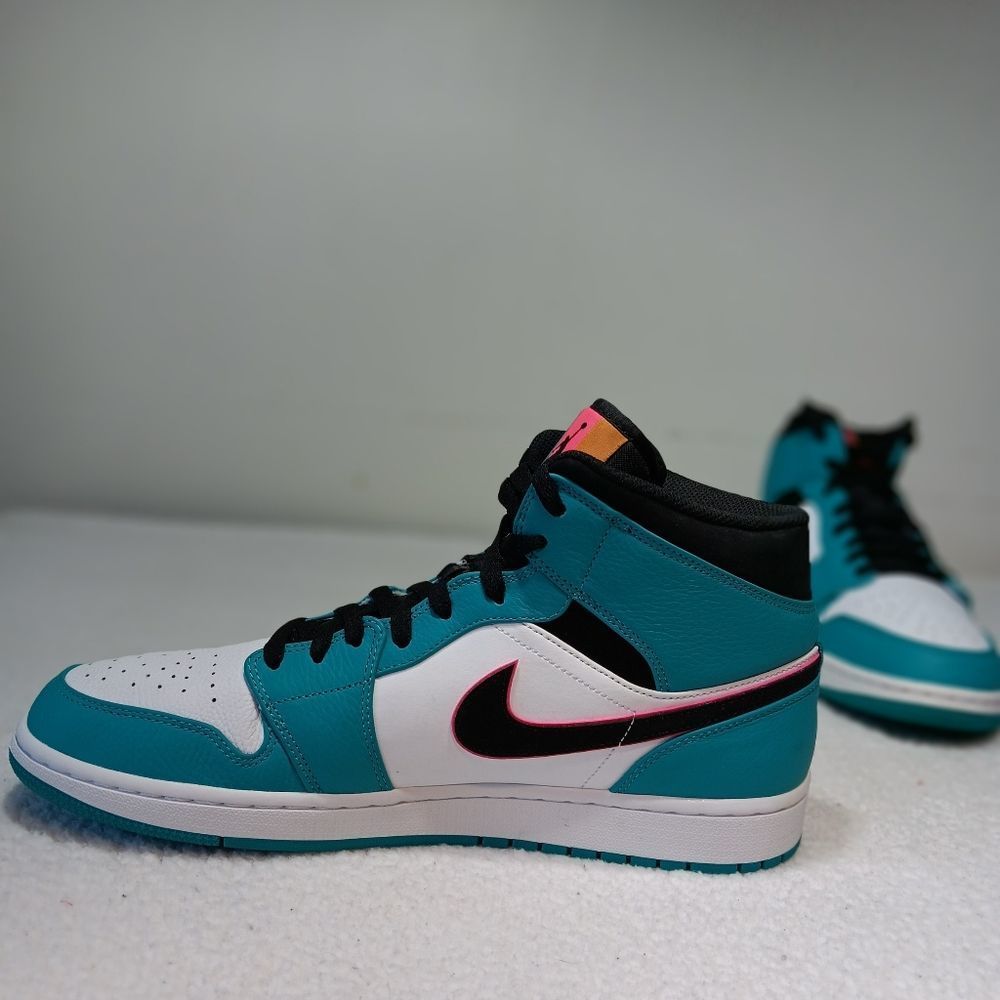 2018 Air Jordan 1 Mid SE' South Beach' - Picture 3 of 12